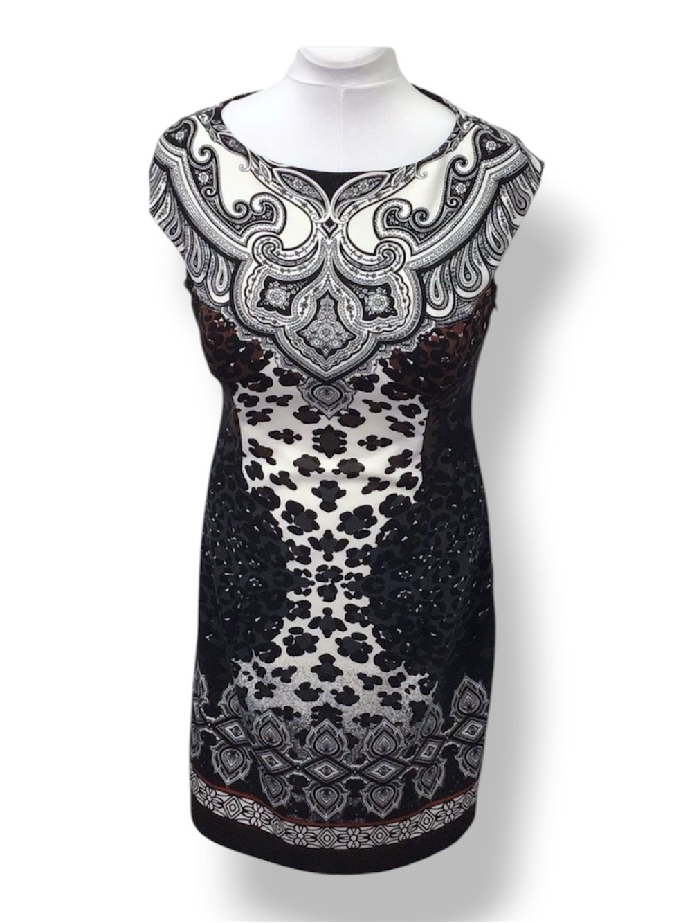 London Times Women’s Sleeveless Sheath Dress, Black, size 12